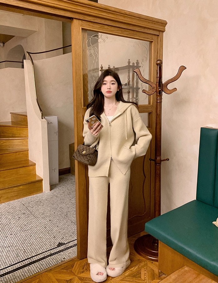 Lazy Person Thick Soft Knit Set