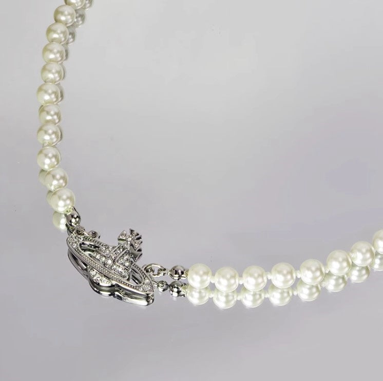Pearl Saturn Collarbone Necklace