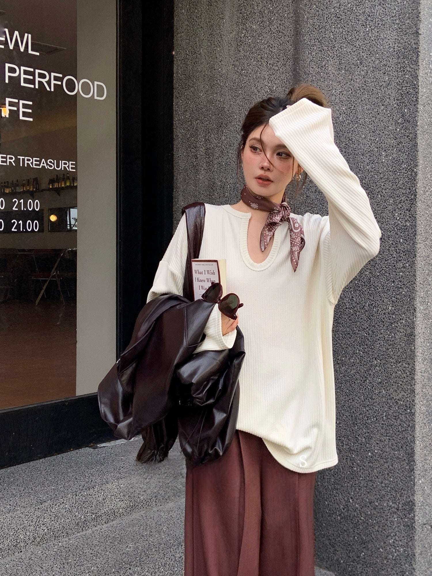 Loose Fit Ribbed U-Neck Drop Shoulder Long Sleeve Top