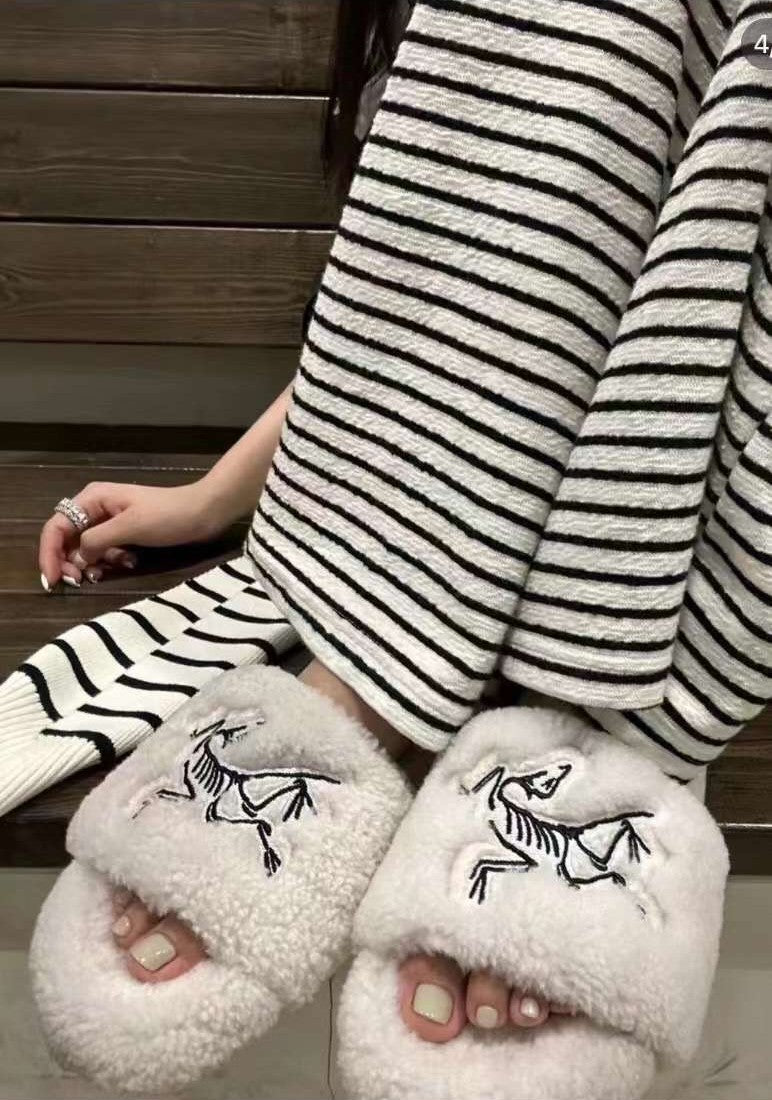 Striped Fleece-Lined Wide-Leg Pants