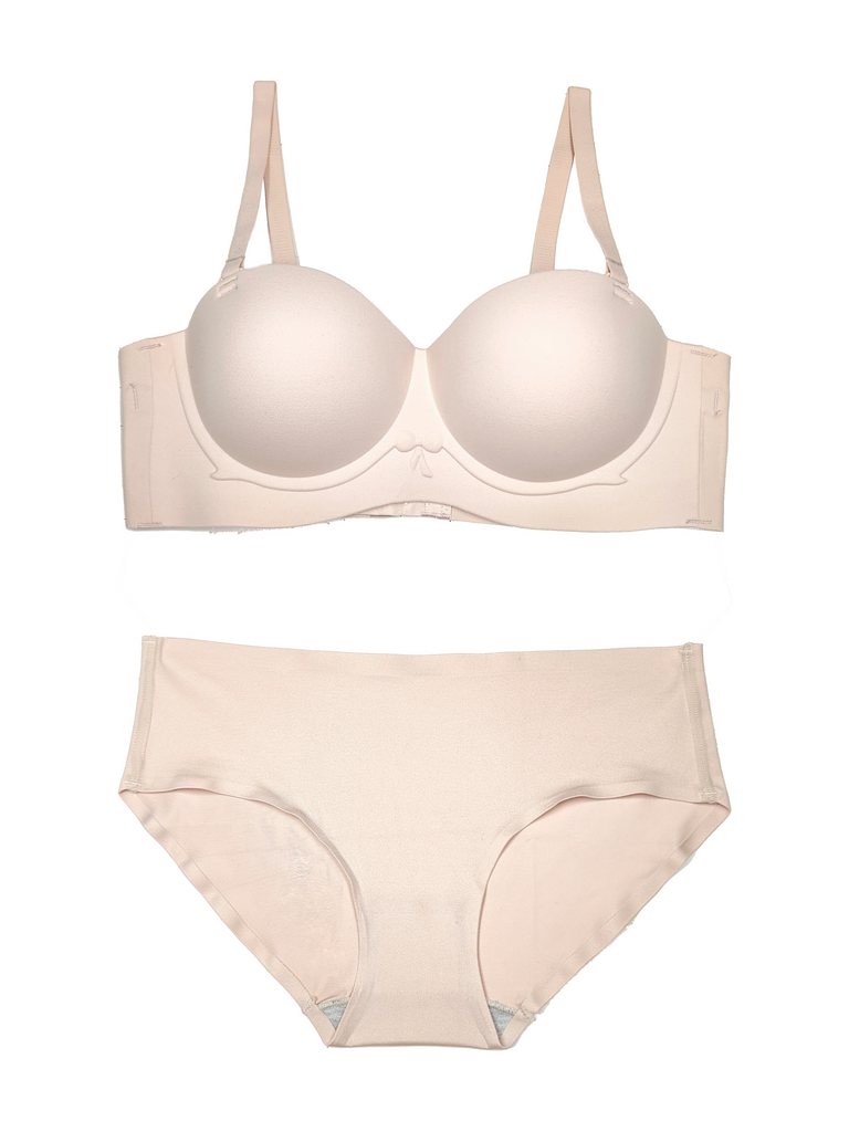 One Piece, Two Ways: Strapless Bralette for Small Busts and Busty Beauties