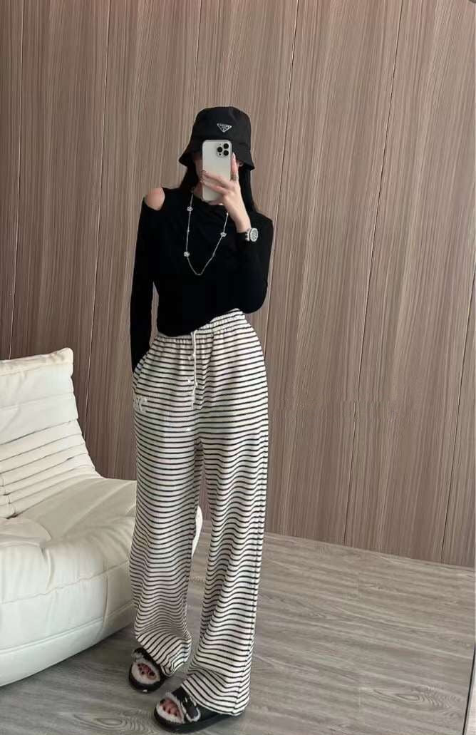 Striped Fleece-Lined Wide-Leg Pants