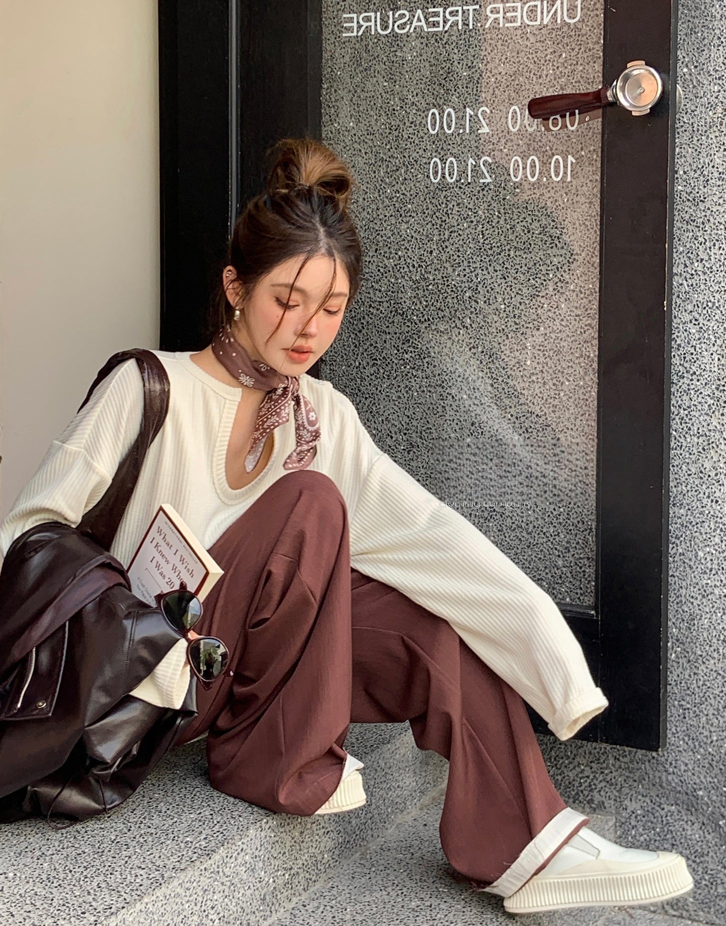 Loose Fit Ribbed U-Neck Drop Shoulder Long Sleeve Top
