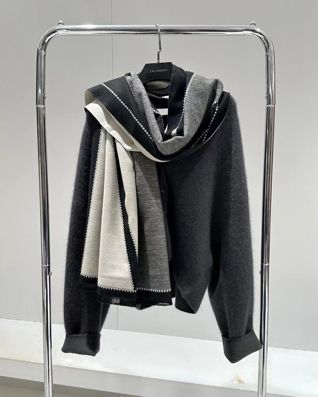 Double-sided Cashmere Geometric Pattern Oversized Scarf