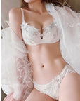 Luxurious Feather Embroidery Wire-Free Push-Up Bra