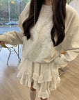 Korean-Style Relaxed Sweatshirt with Lace Bow Detail