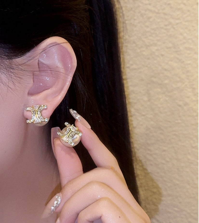 Pearl Rhinestones Light Luxury Earrings