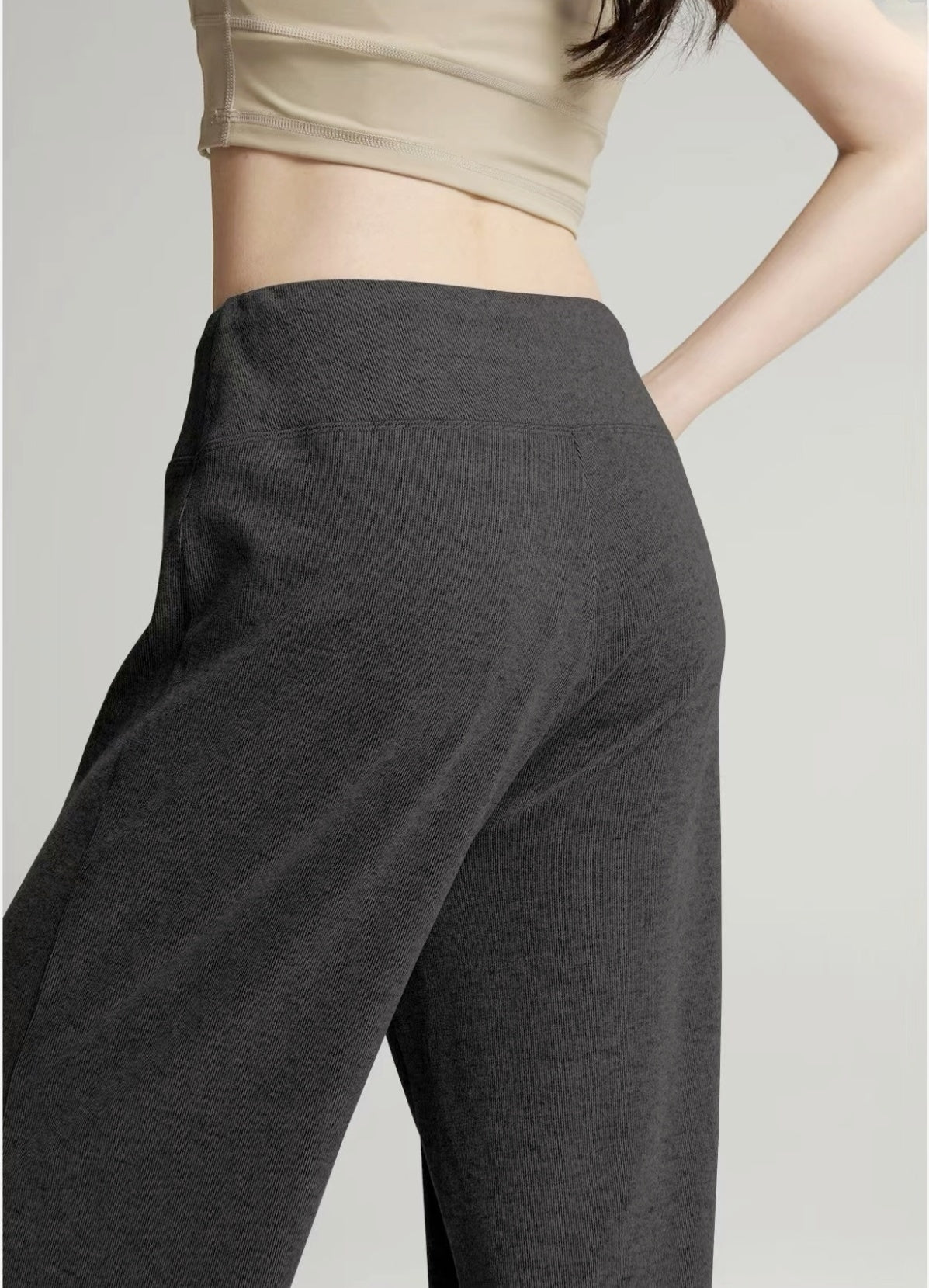 Trending ALO Wide-Leg Floor-Length Pants (Dark Gray)