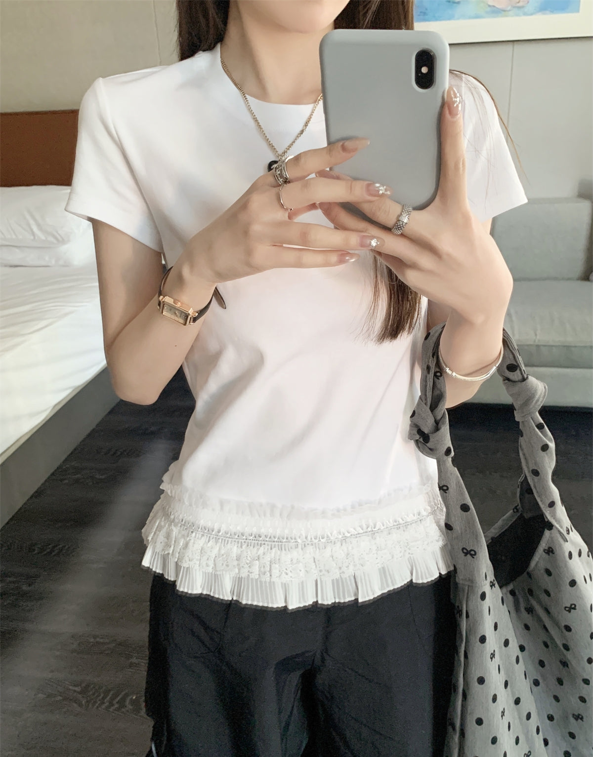 Japan EGG Lace Panel Shoulder Tee