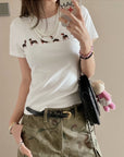 MARKGONG Pearl Necklace Dachshund Stretch T-Shirt