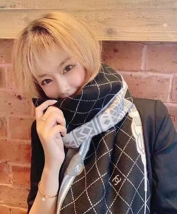 100% Pure Wool Paris Eiffel Tower Scarf(with gift box)