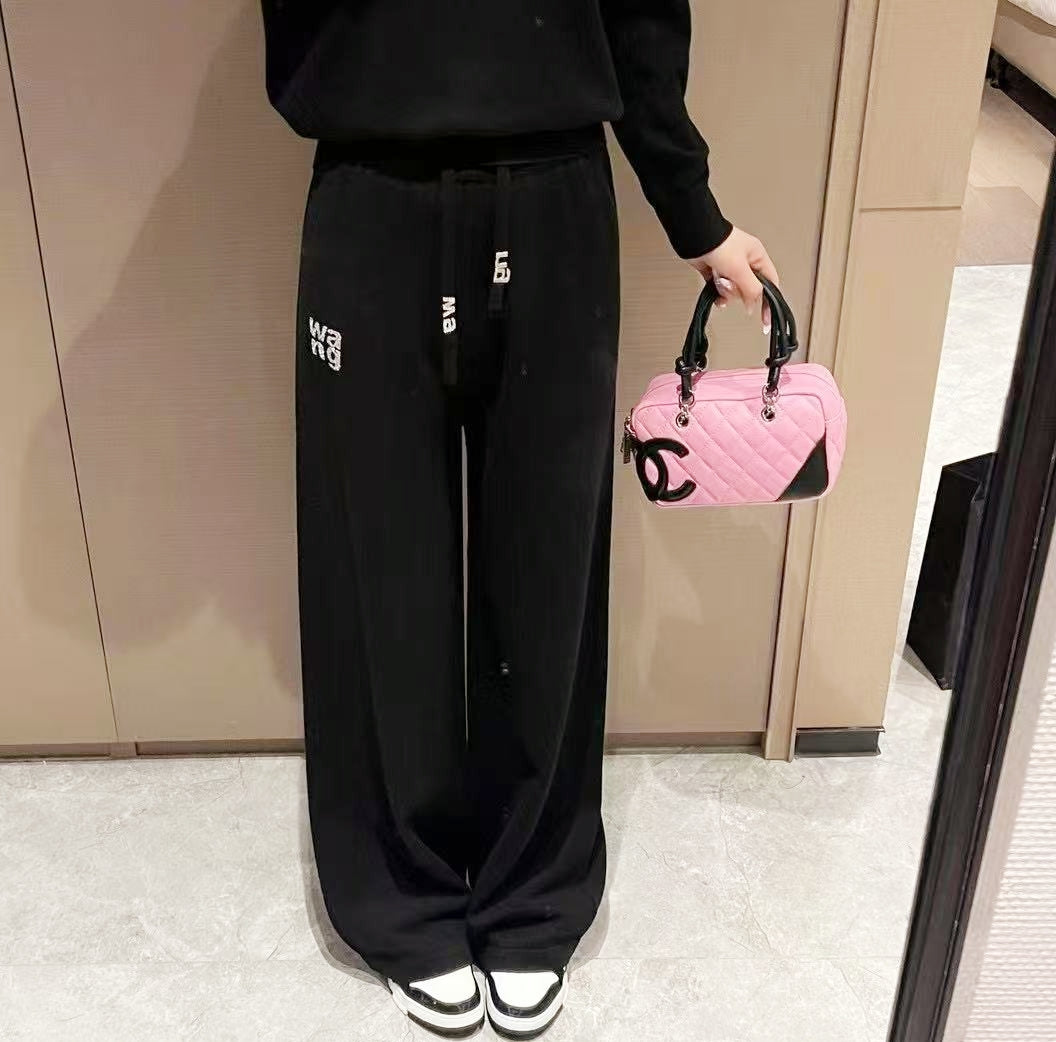Rhinestone AW Logo Thick Knit Set