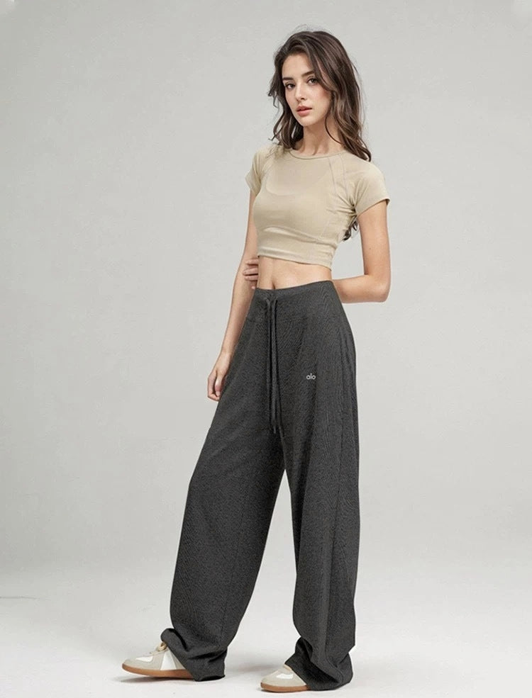 Trending ALO Wide-Leg Floor-Length Pants (Dark Gray)