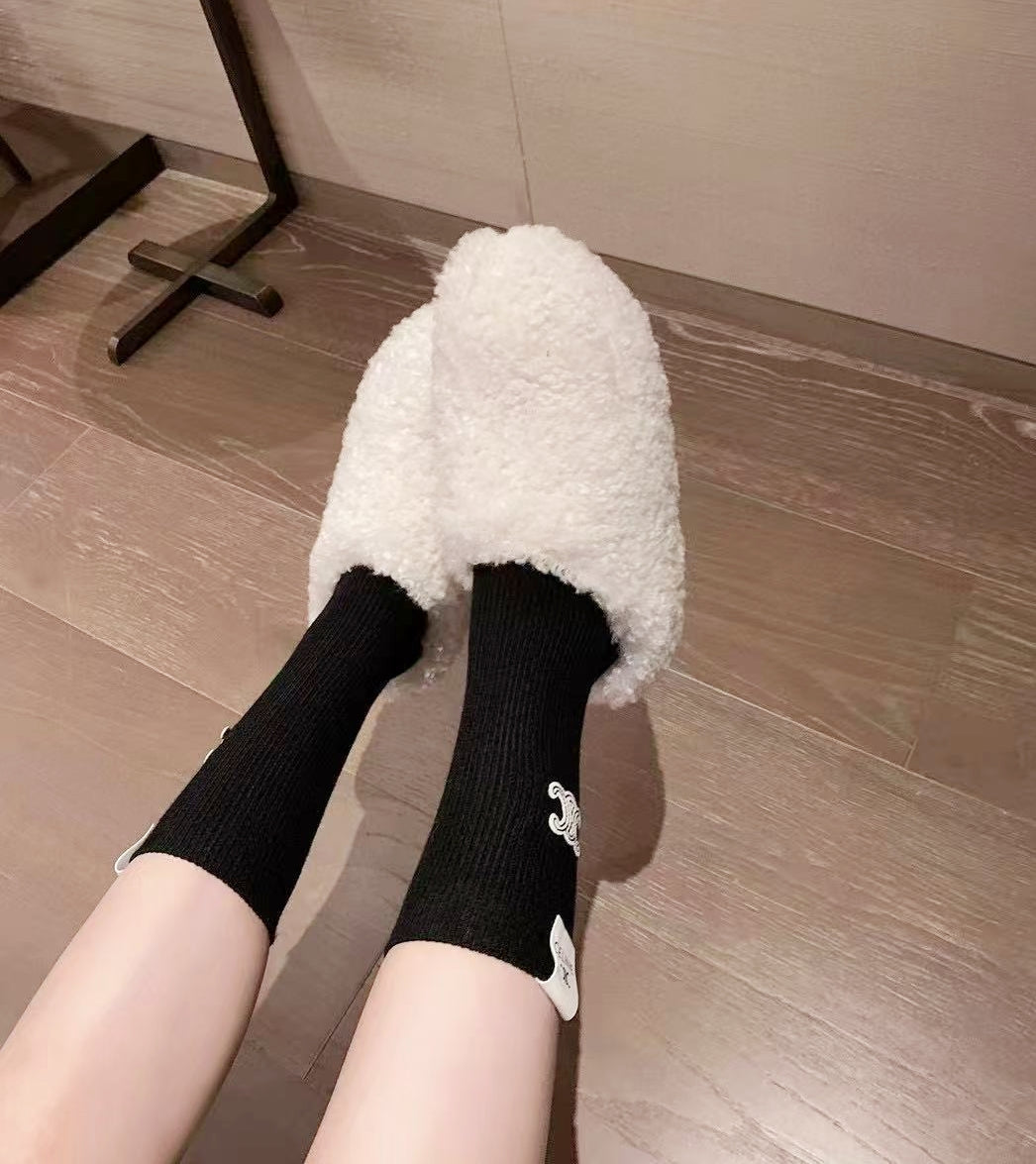 Thick Logo Sweater + Matching Socks Set