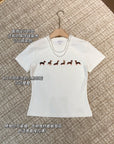 MARKGONG Pearl Necklace Dachshund Stretch T-Shirt
