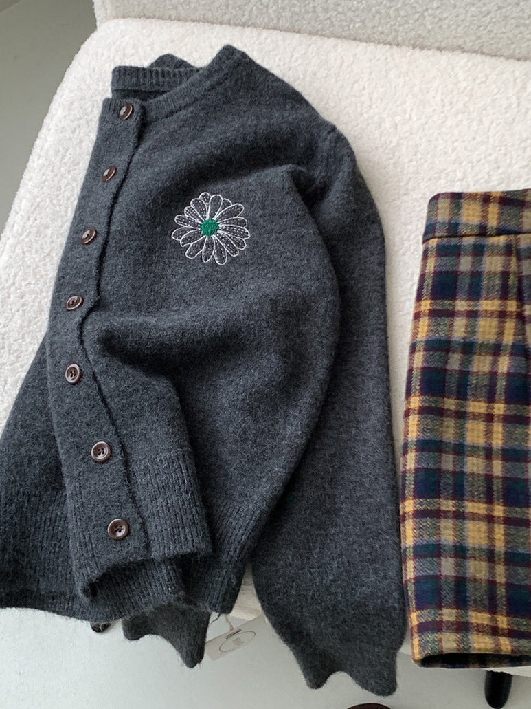 Soft and Feminine Knitted Cardigan