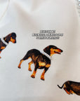 MARKGONG Pearl Necklace Dachshund Stretch T-Shirt