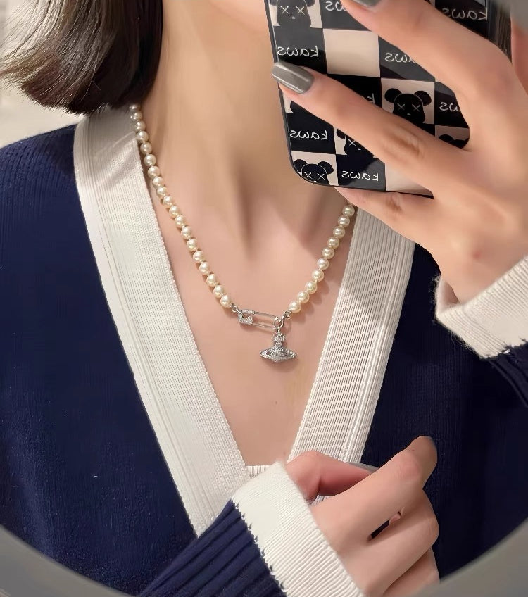 Vivienne Westwood-Inspired Saturn Brooch Rhinestone Necklace  