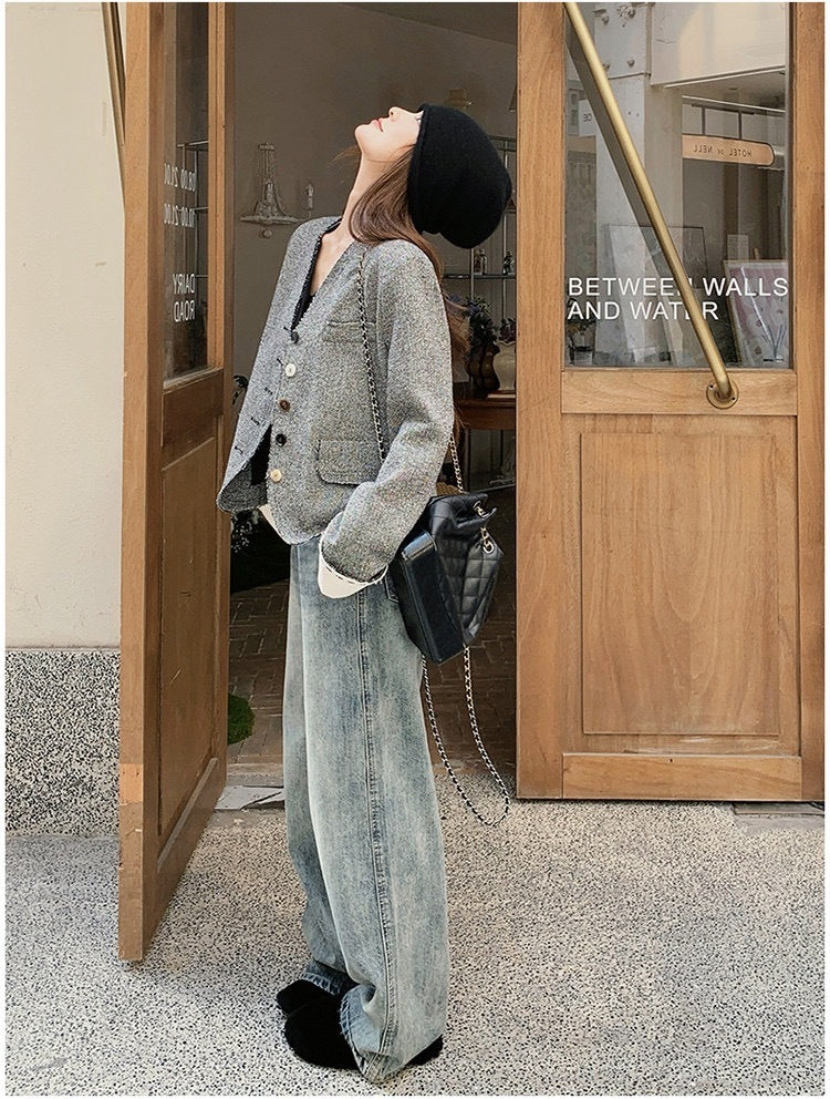 Elegant V-Neck Tweed Jacket with Raw Edges