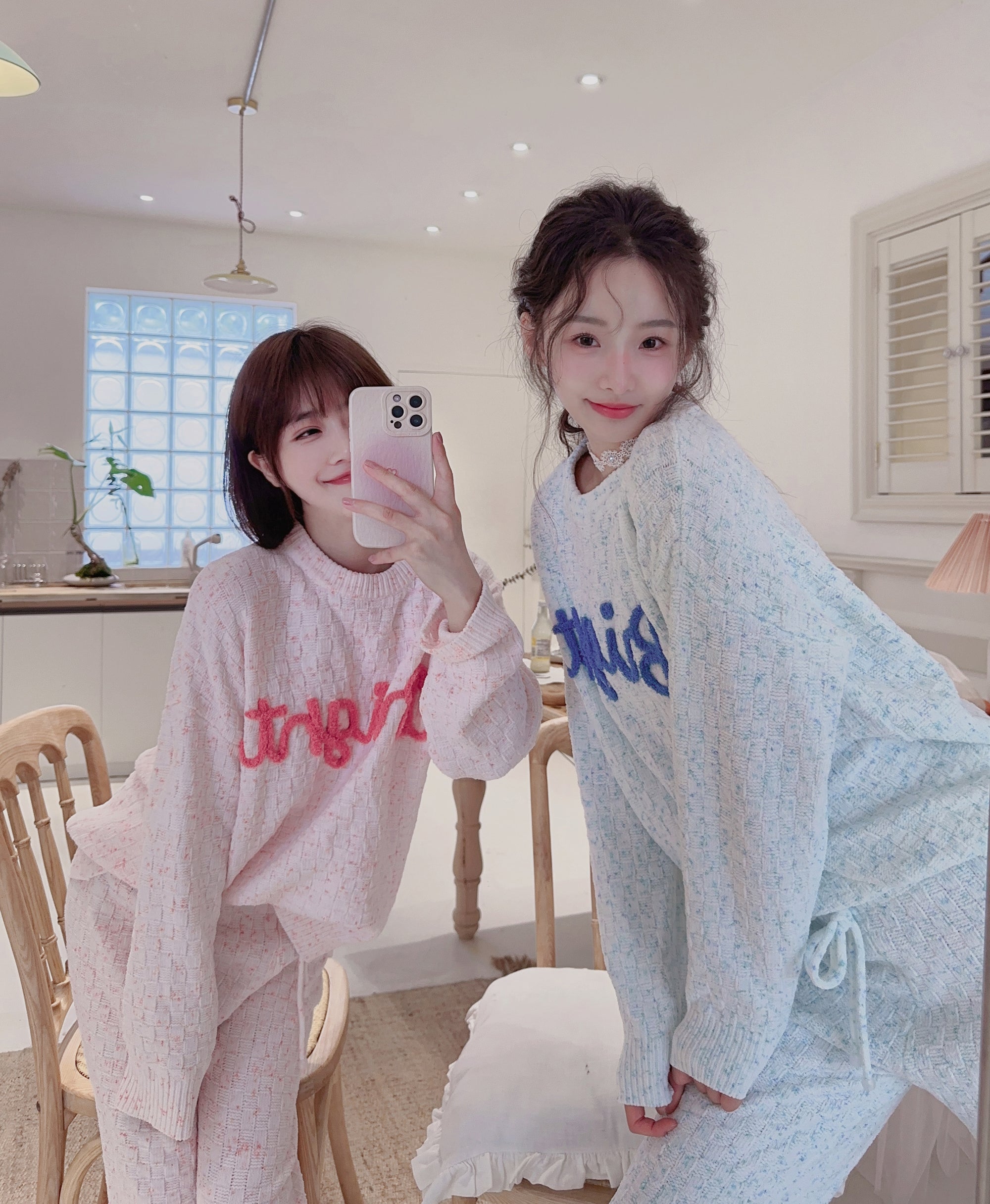 Upgrade Version of Chenille Thickened Coral Fleece Pajamas