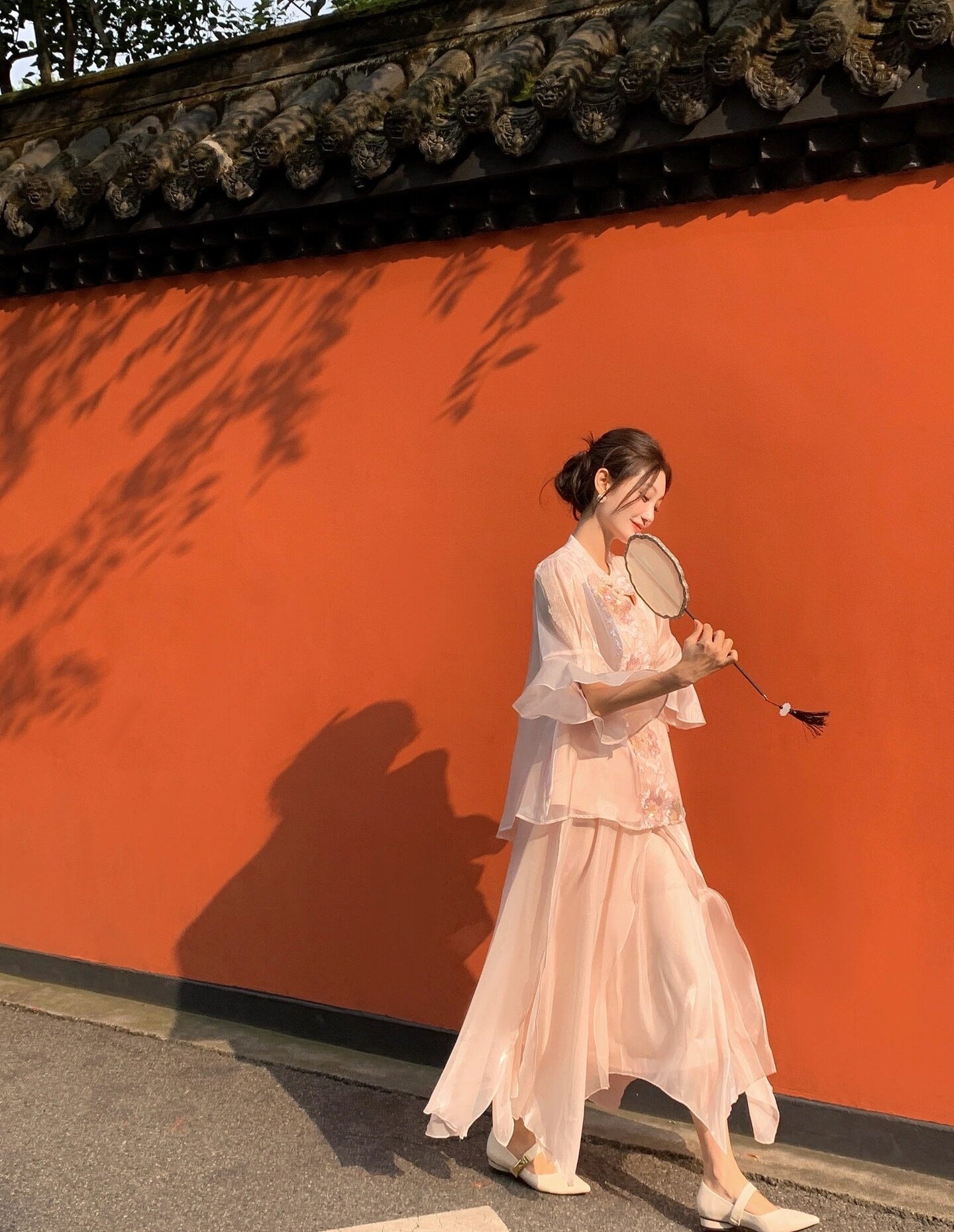 New Chinese-Style Elegant Embroidered Pearl Shine Set