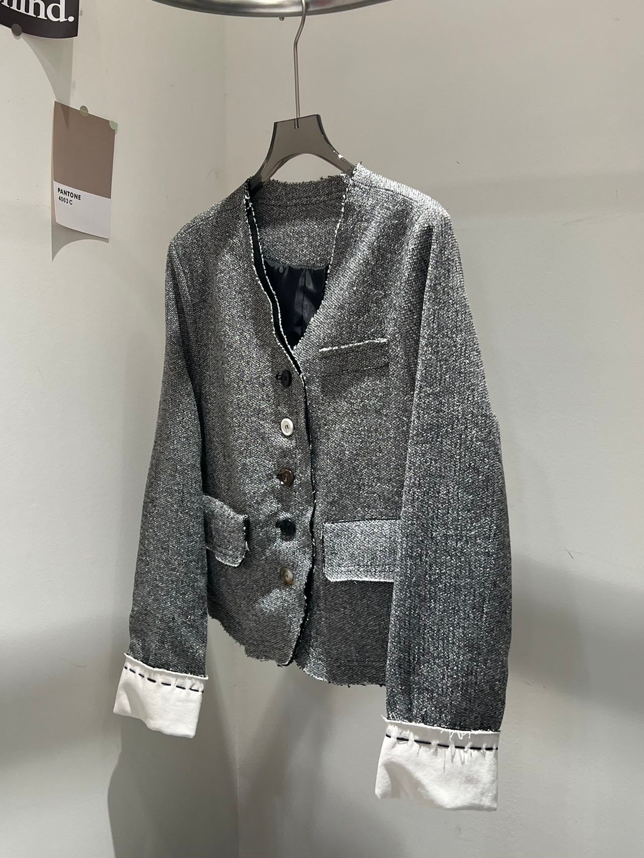 Elegant V-Neck Tweed Jacket with Raw Edges