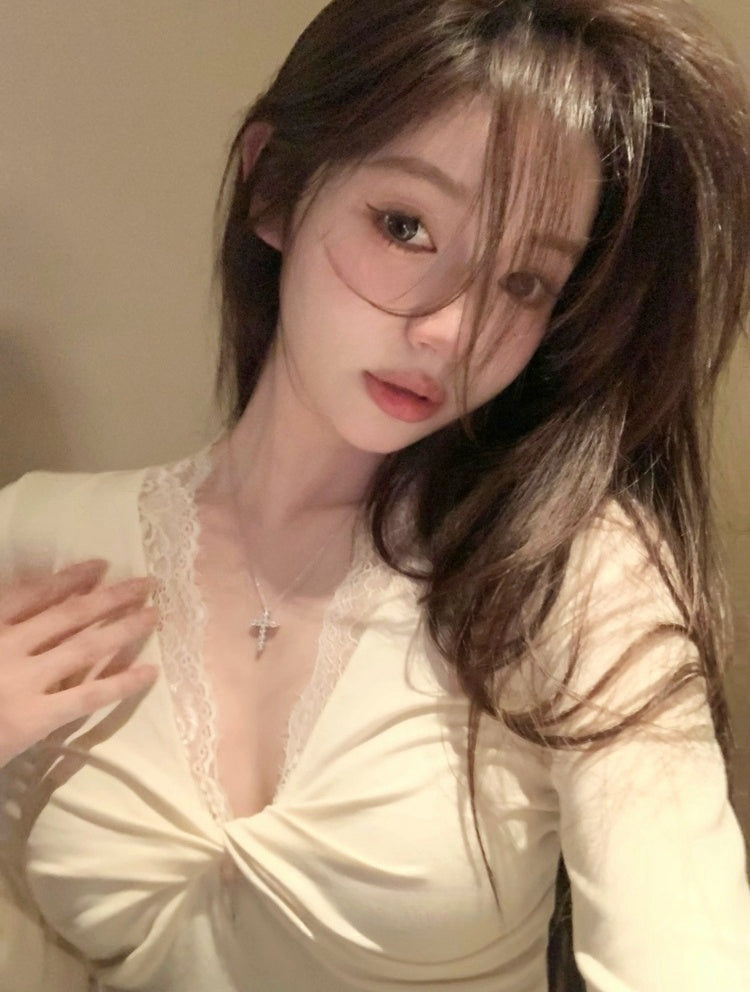 V-Neck Lace Spliced Pure Desire Knit Top