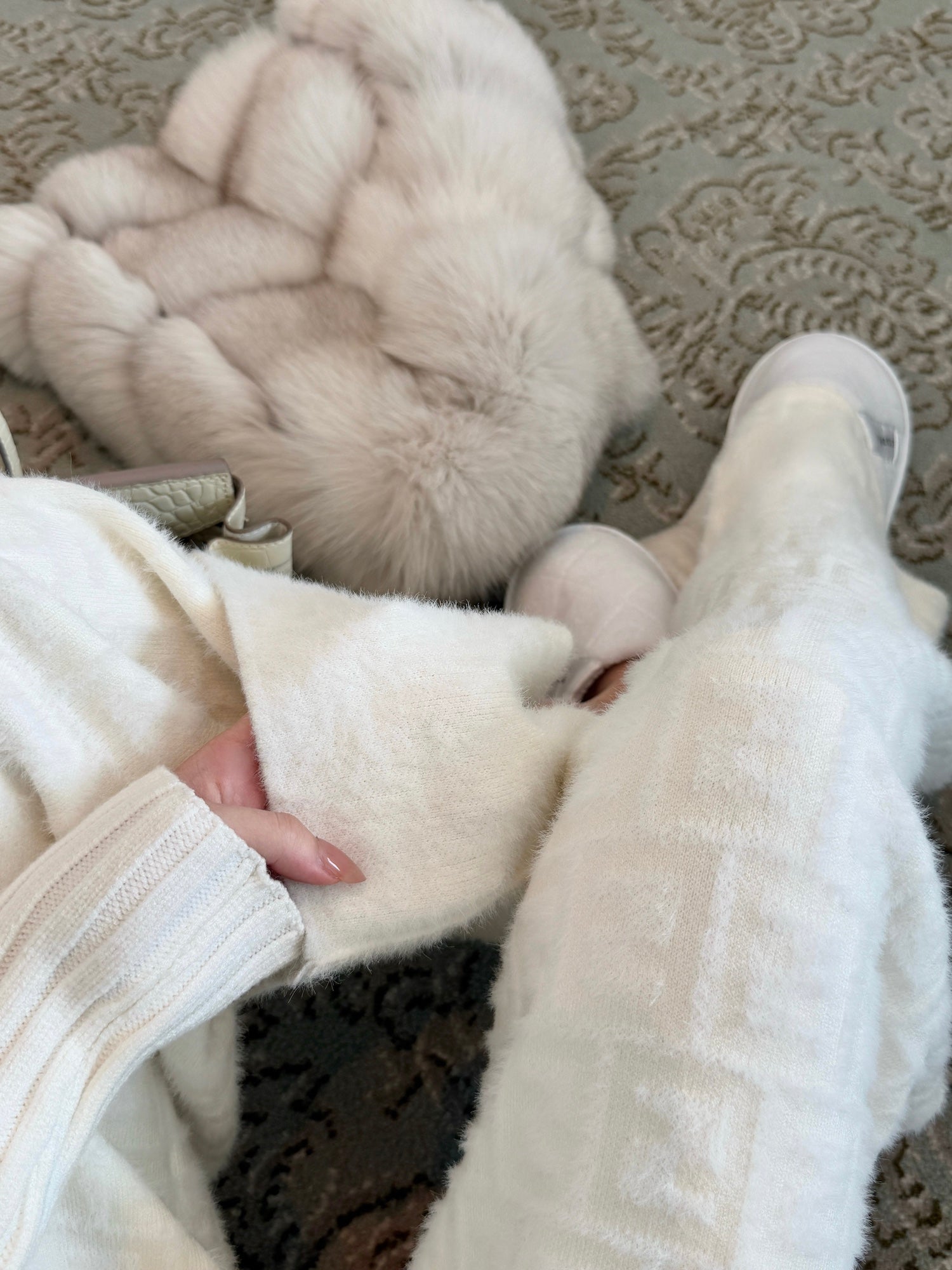 FF Textured Fleece-Lined Mink Wool Pants for Fall/Winter