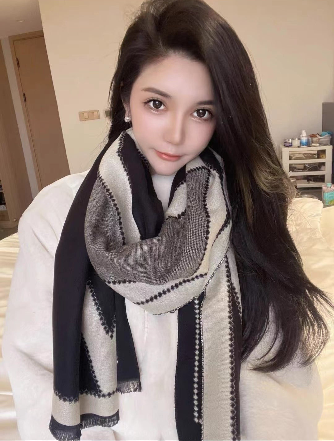 Double-sided Cashmere Geometric Pattern Oversized Scarf