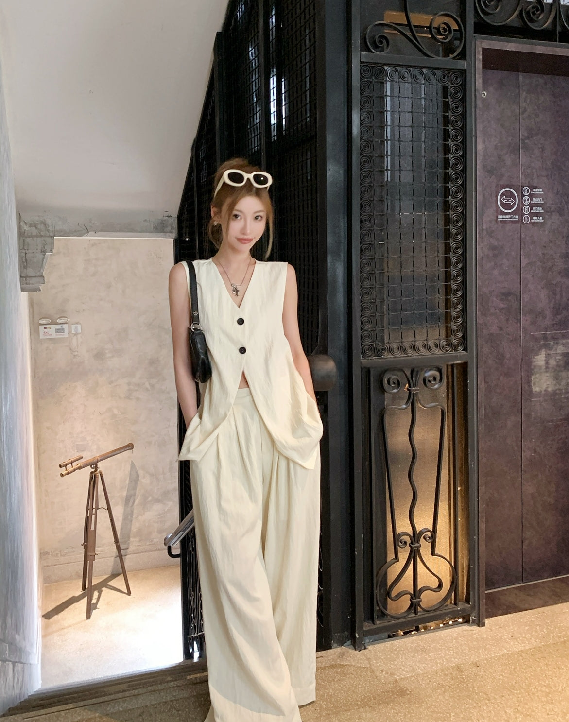 Minimalist Old Money Style Loose Vest
