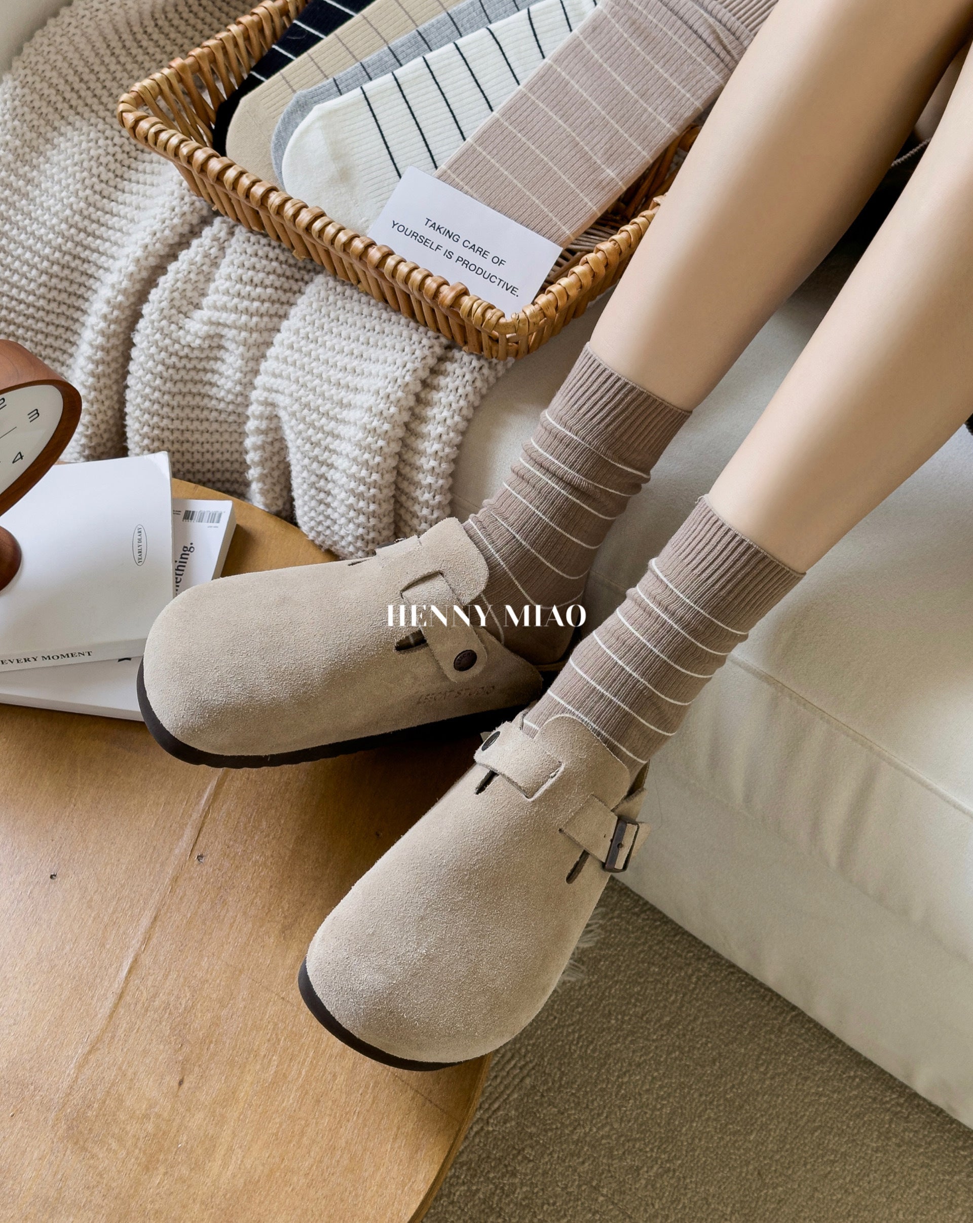 Korean Retro Mid-High Slouch Socks (3-Pack)