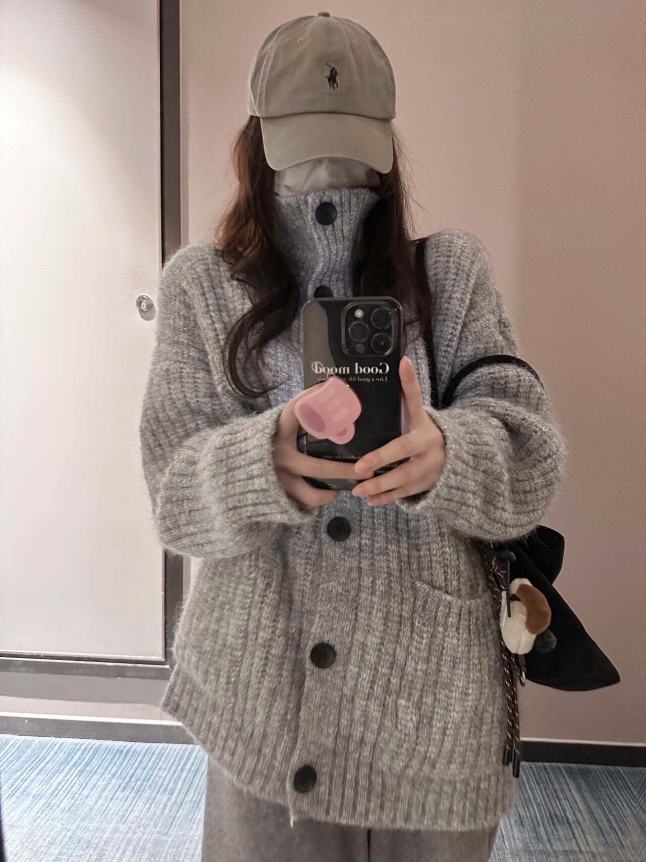 Korean-style wool knit cardigan with a relaxed, stylish design