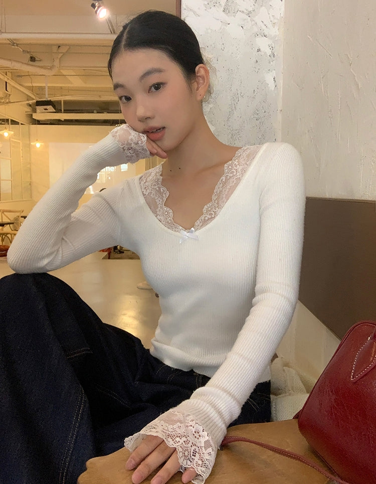 Delicate Lace Patchwork Fitted Knit Top