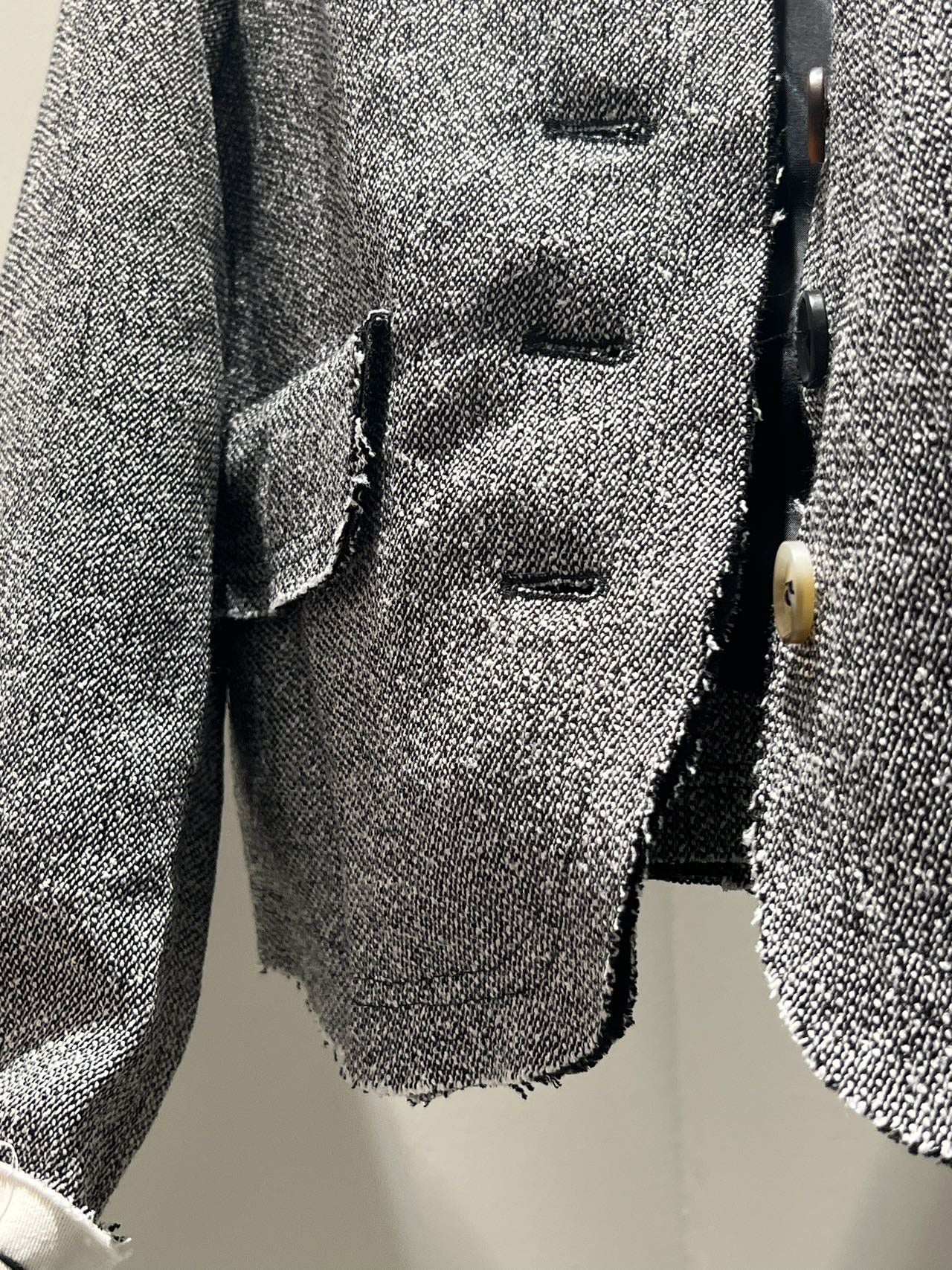Elegant V-Neck Tweed Jacket with Raw Edges
