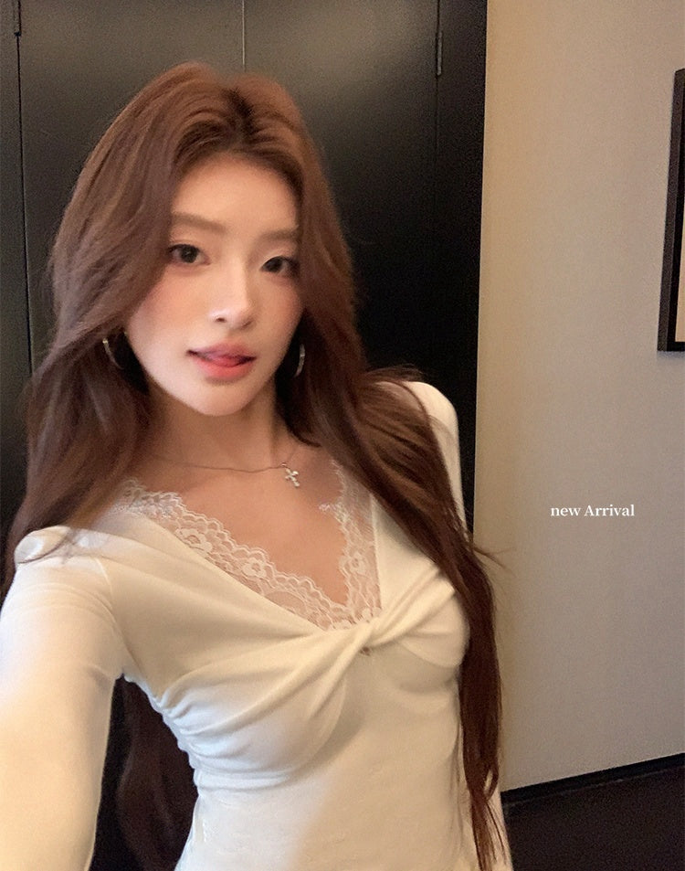 V-Neck Lace Spliced Pure Desire Knit Top