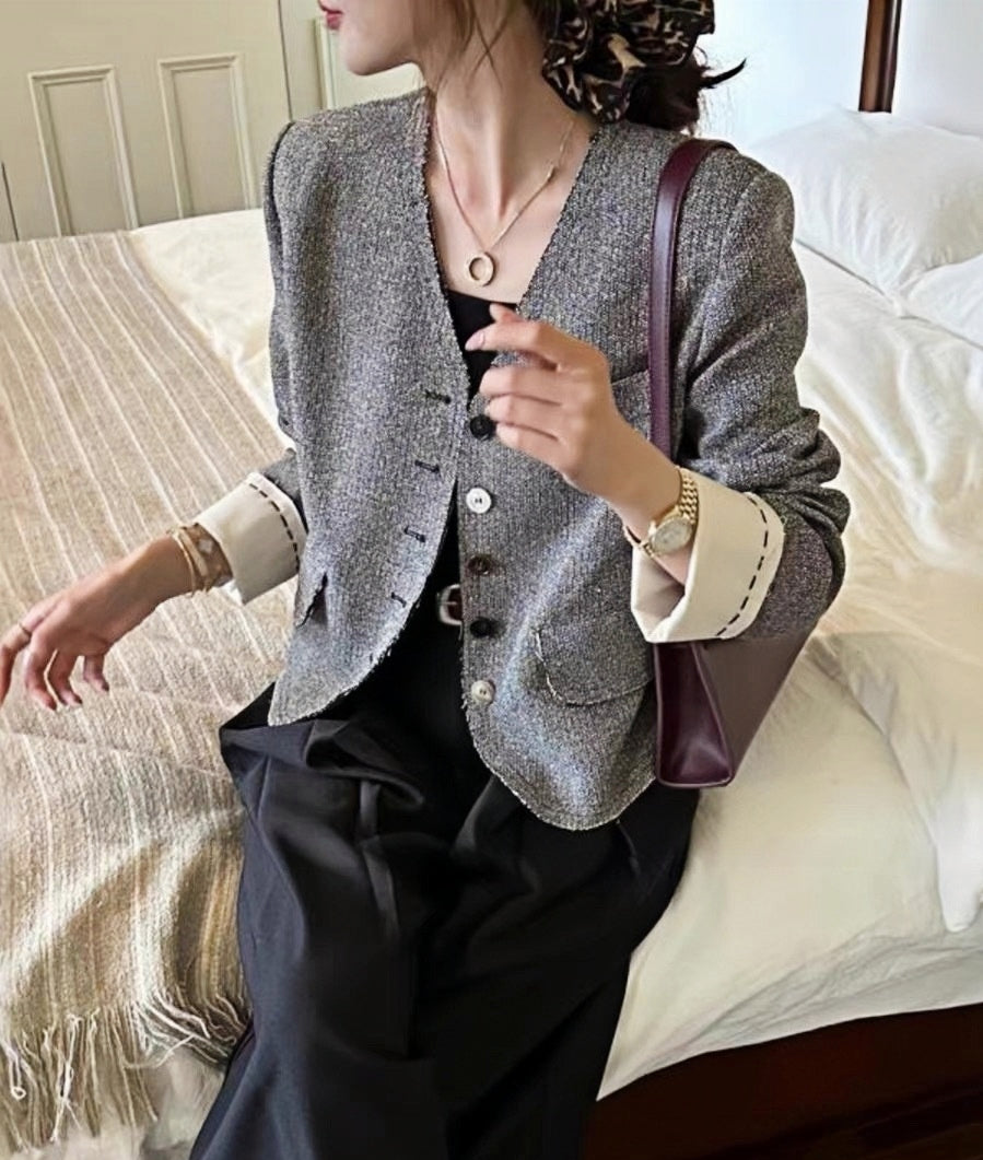 Elegant V-Neck Tweed Jacket with Raw Edges