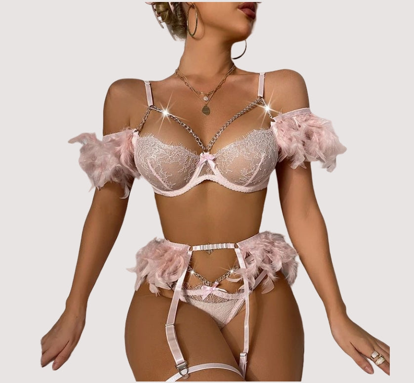Sensual Feather Lace Lingerie Three-Piece Set