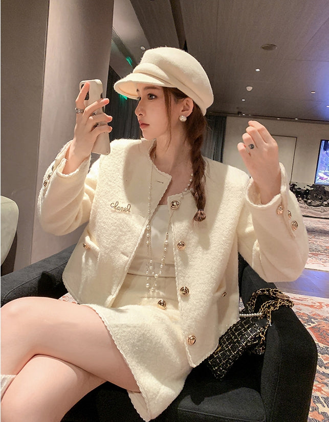 Wool Blend Bouclé Tweed Set with Golden Buttons
