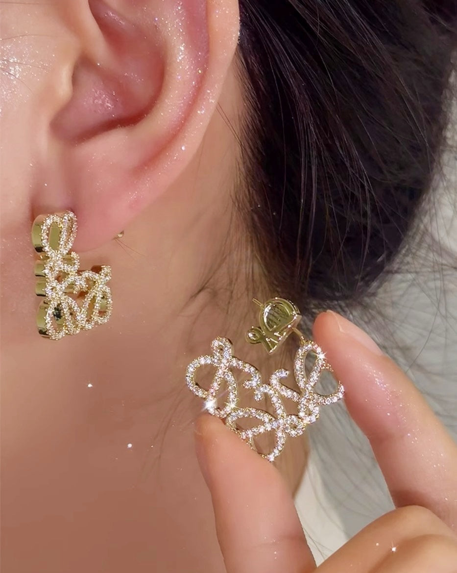 Fully Bejeweled Hollow Luxe Stud Earrings