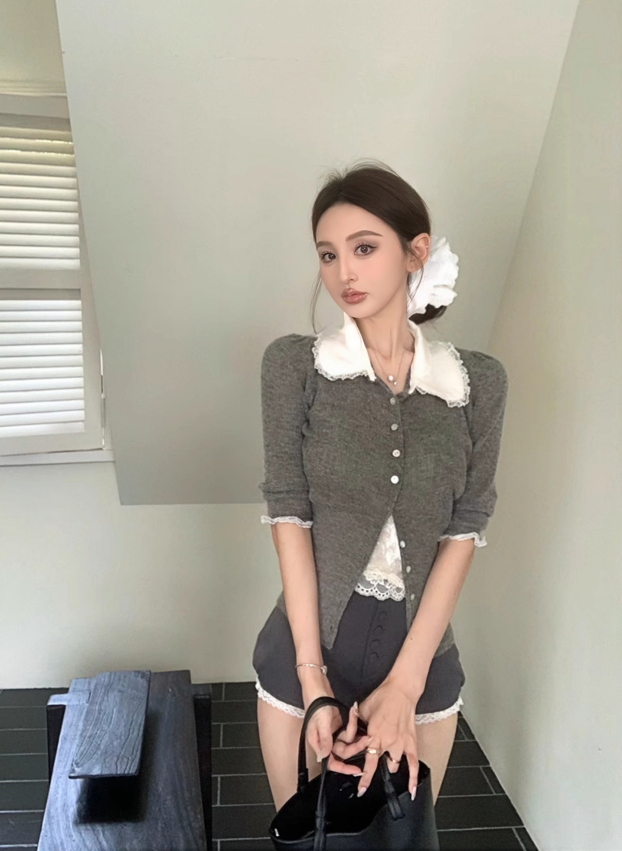 Doll Collar Slim-Fit Knit Cardigan with Mid Sleeves