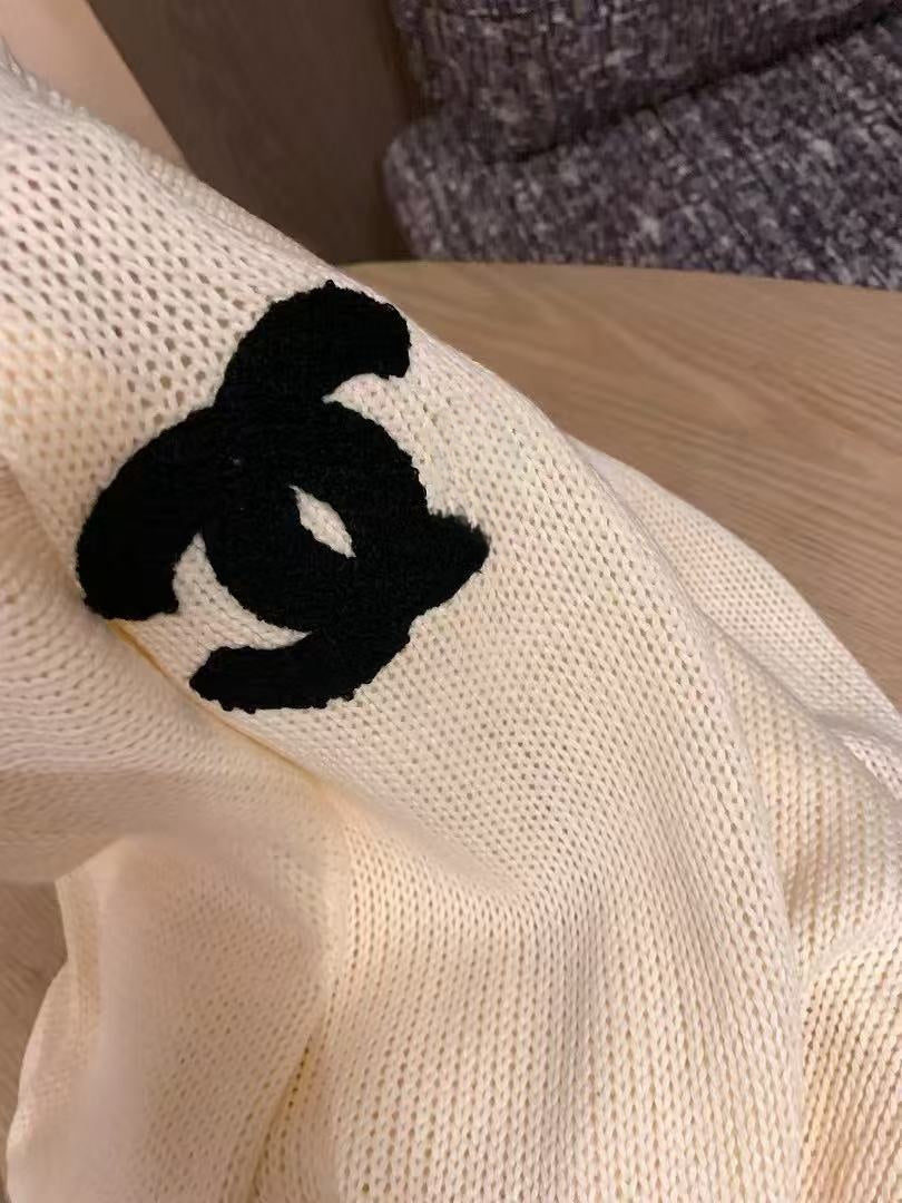 Loose Knit Hollow Sweater