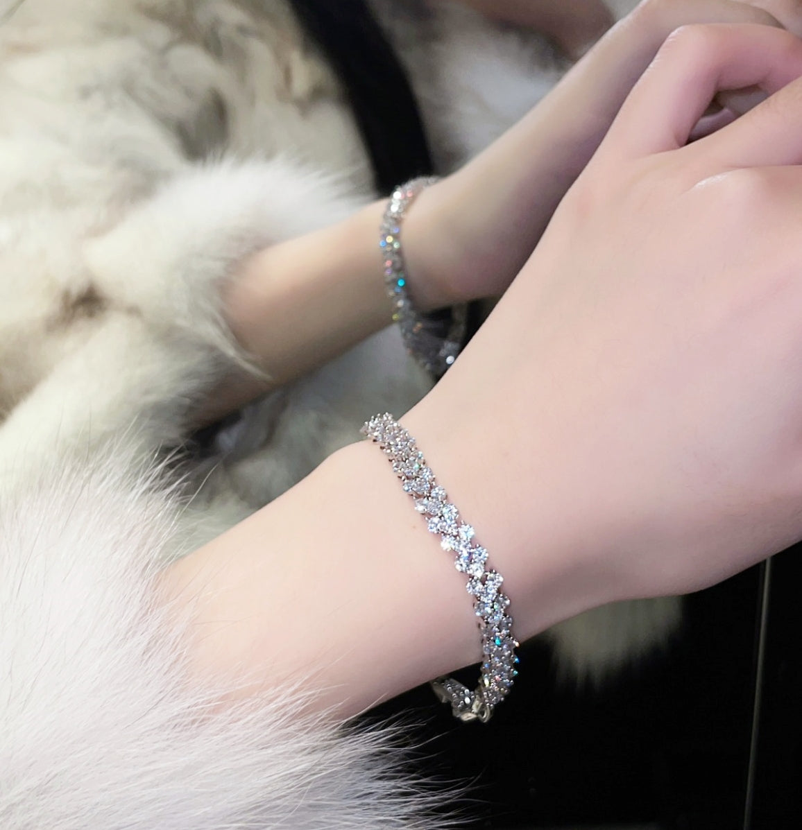 Luxury Design Fully Embellished Bracelet