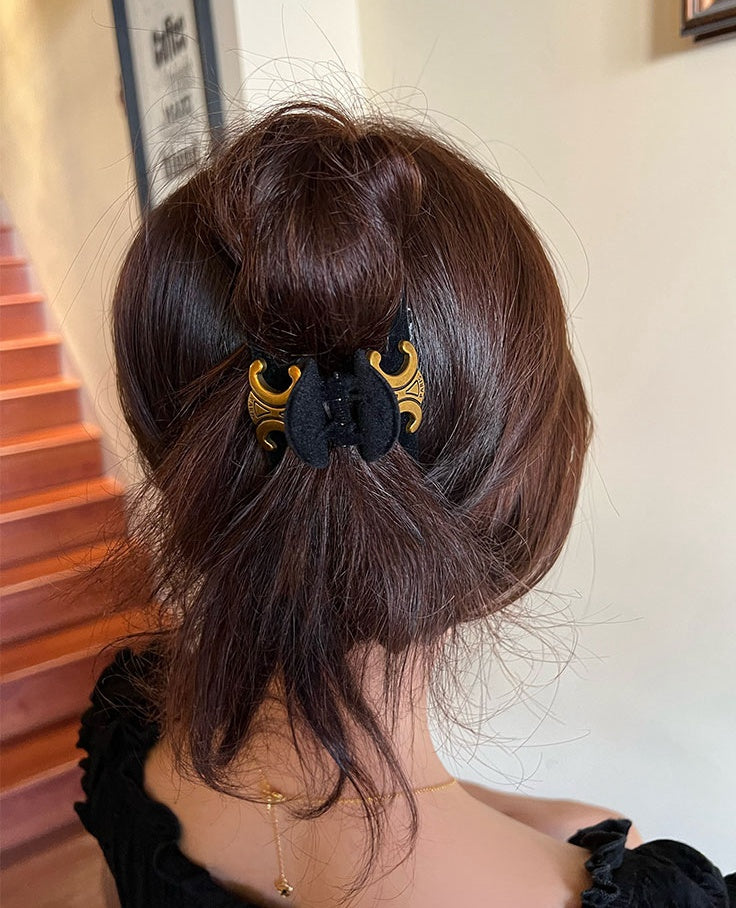 Velvet Vintage Hair Clip