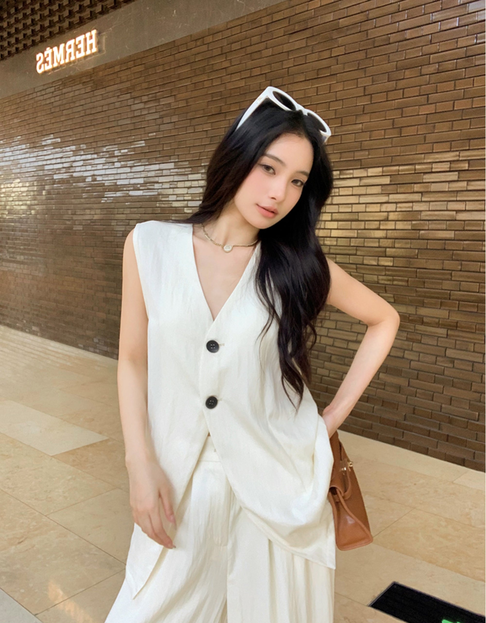 Minimalist Old Money Style Loose Vest