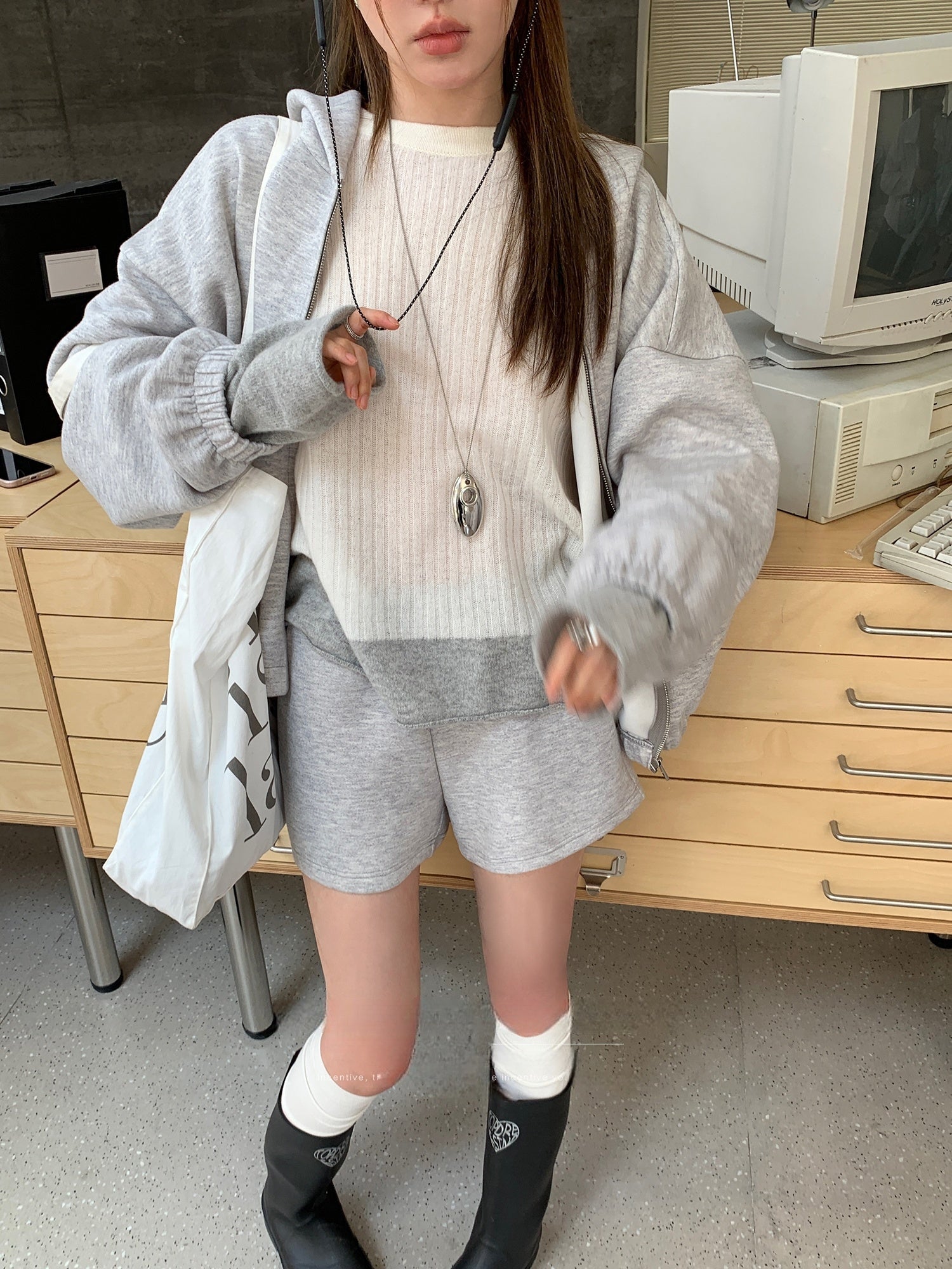 Color-Block Sleeve Ribbed Knit Top