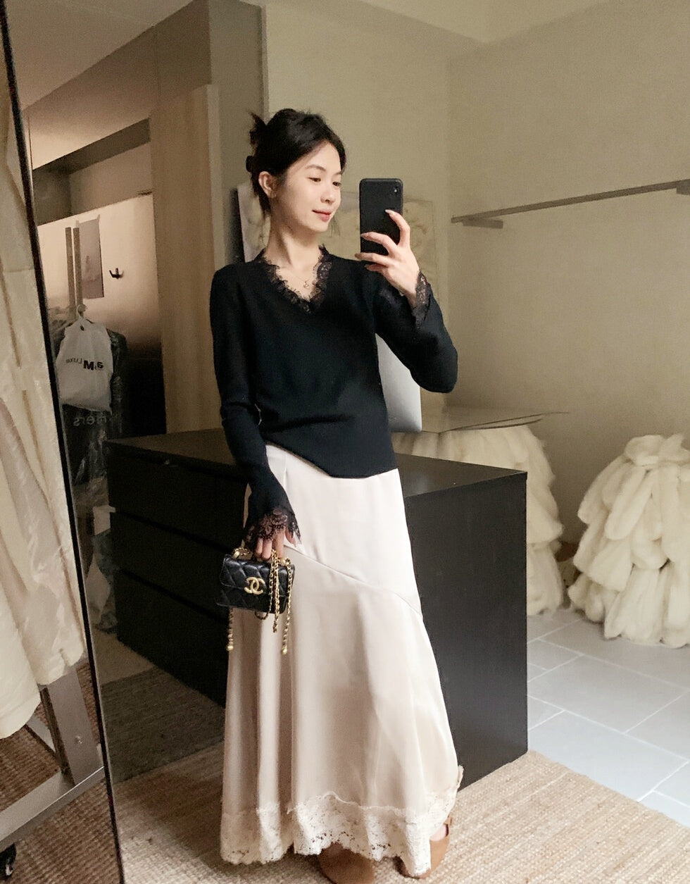 Korean-Style Lace V-Neck Knit Top