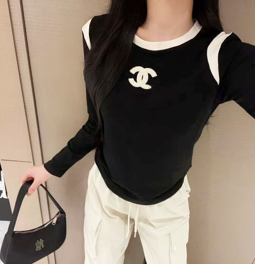Chic 3D Logo Fitted Top