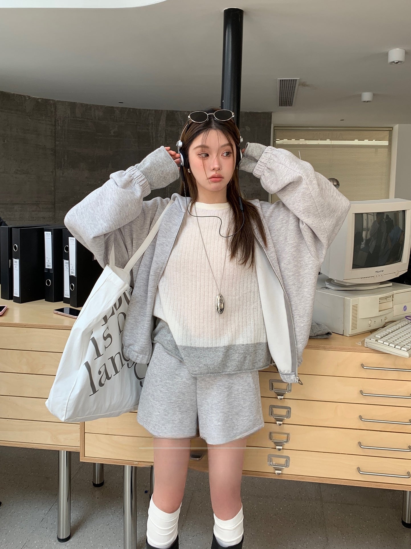 Color-Block Sleeve Ribbed Knit Top
