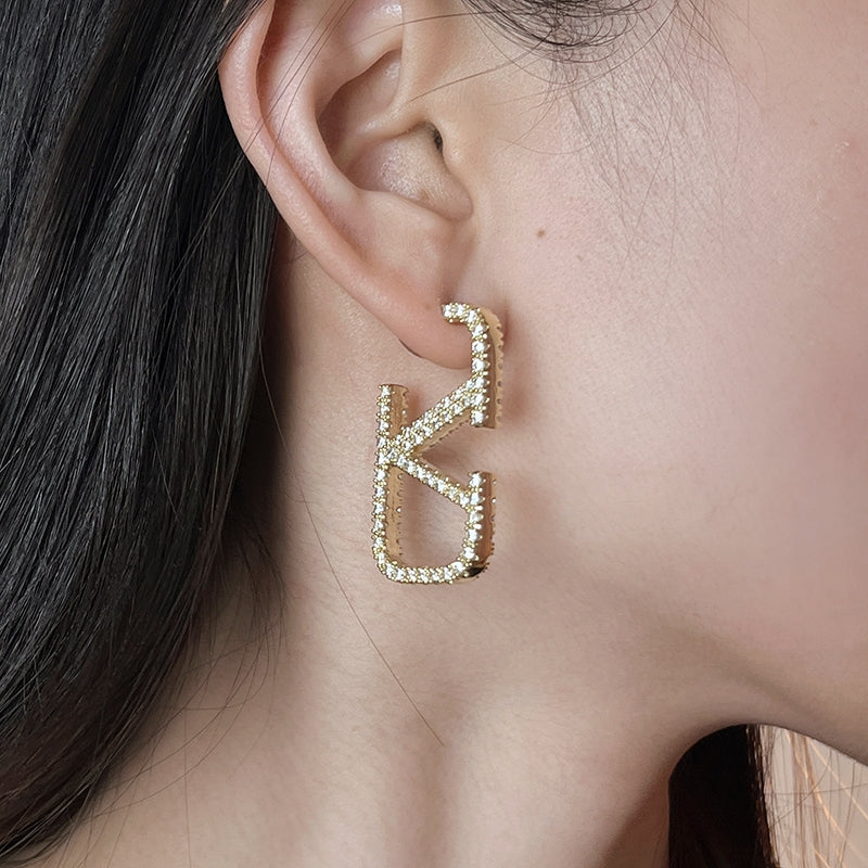 Luxurious Full Rhinestone V-Shaped Letter Earrings